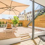 Wood Wall & Garden Apartment